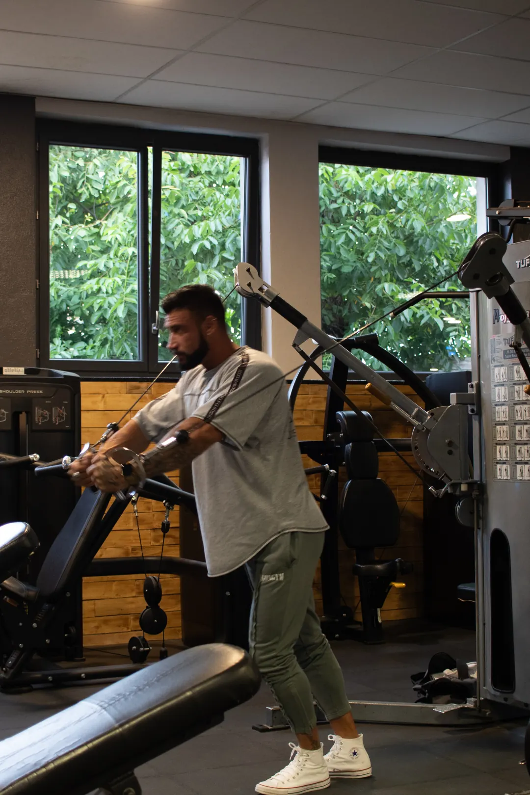 Espace musculation chez Oasis Gym à Bourg-en-Bresse